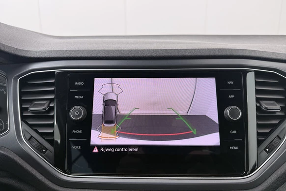 Volkswagen T-Roc - Afbeelding 21 van 30