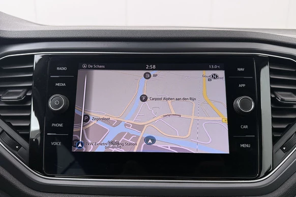 Volkswagen T-Roc - Afbeelding 25 van 30