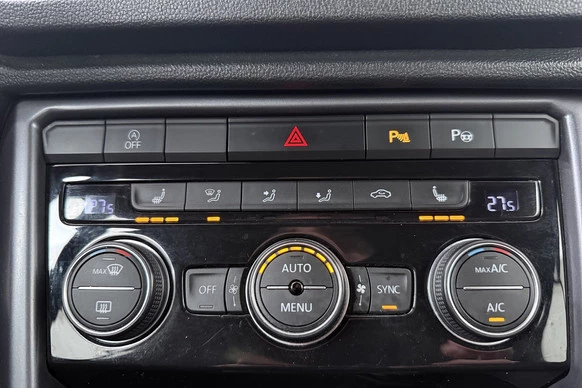 Volkswagen T-Roc - Afbeelding 29 van 30