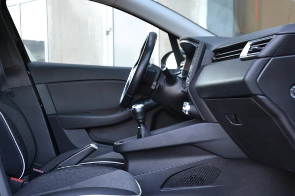 Renault Clio - Afbeelding 8 van 17