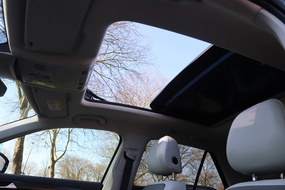 Volkswagen T-Roc - Afbeelding 13 van 30