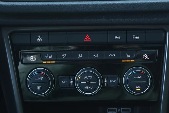 Volkswagen T-Roc - Afbeelding 25 van 30