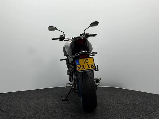 Yamaha MT 07 - Afbeelding 13 van 18