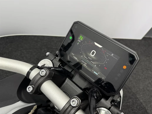 Yamaha MT 07 - Afbeelding 17 van 18