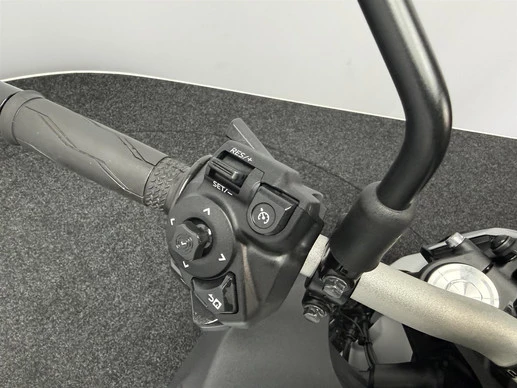 Yamaha MT 07 - Afbeelding 18 van 18