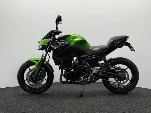 Kawasaki Z650 - Afbeelding 9 van 18