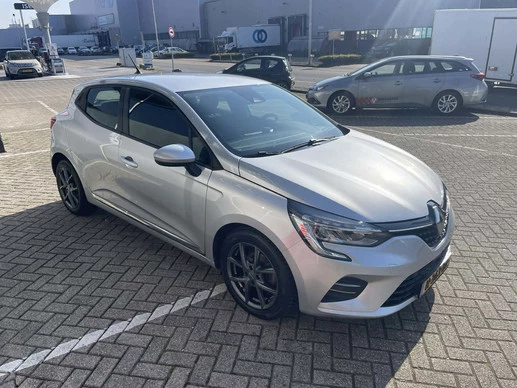 Renault Clio - Afbeelding 27 van 30