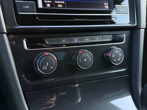 Volkswagen Golf - Afbeelding 15 van 30