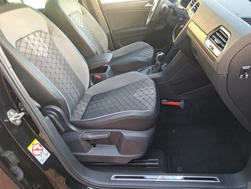 Volkswagen Tiguan - Afbeelding 10 van 30
