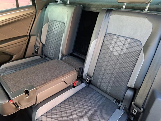 Volkswagen Tiguan - Afbeelding 14 van 30