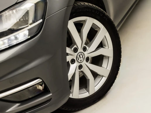 Volkswagen Golf - Afbeelding 18 van 30