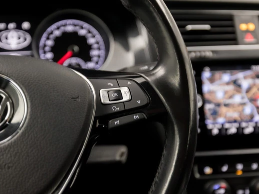 Volkswagen Golf - Afbeelding 21 van 30