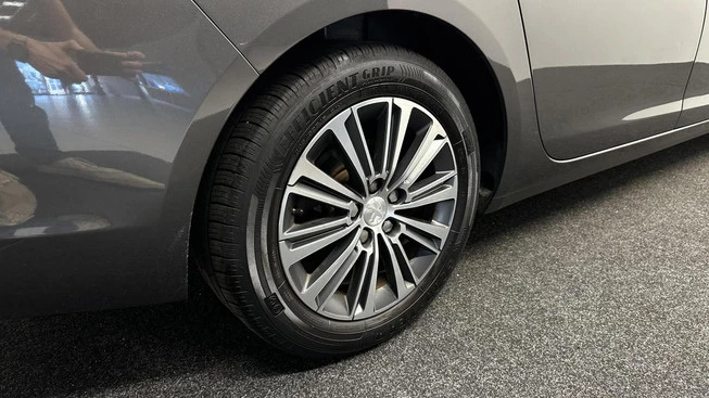 Peugeot 308 - Afbeelding 18 van 30