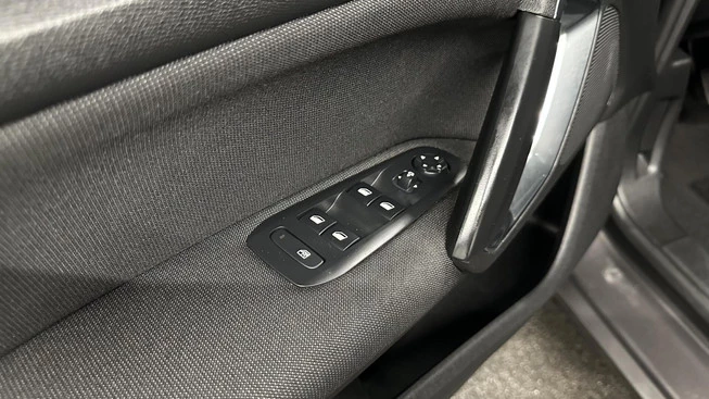 Peugeot 308 - Afbeelding 28 van 30