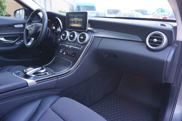 Mercedes-Benz C-Klasse - Afbeelding 14 van 21