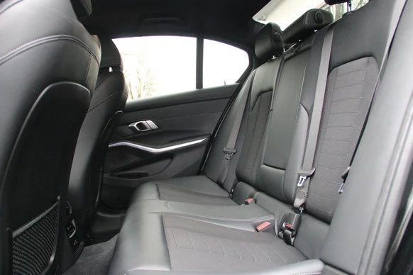 BMW 3 Serie - Afbeelding 22 van 24