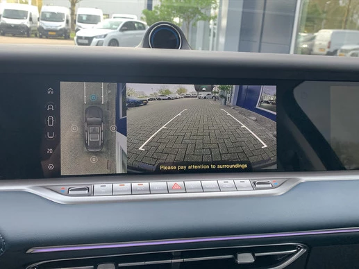 Voyah Free - Afbeelding 10 van 30