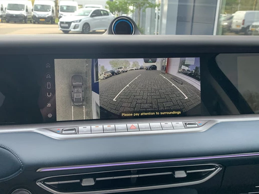 Voyah Free - Afbeelding 11 van 30