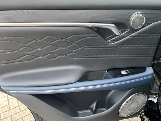 Voyah Free - Afbeelding 12 van 30