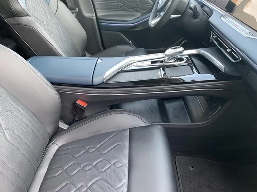 Voyah Free - Afbeelding 17 van 30