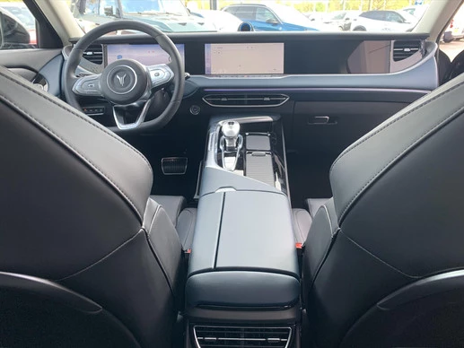 Voyah Free - Afbeelding 18 van 30