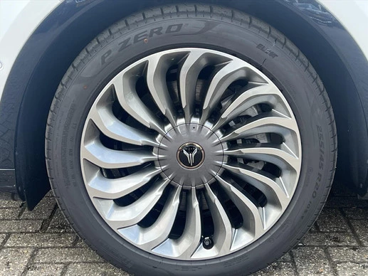 Voyah Free - Afbeelding 8 van 30