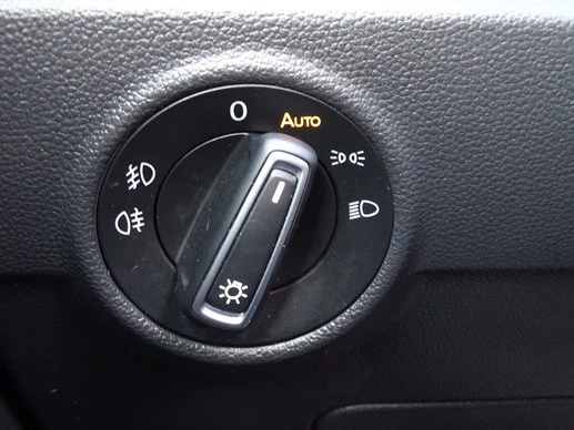 Volkswagen T-Roc - Afbeelding 13 van 30