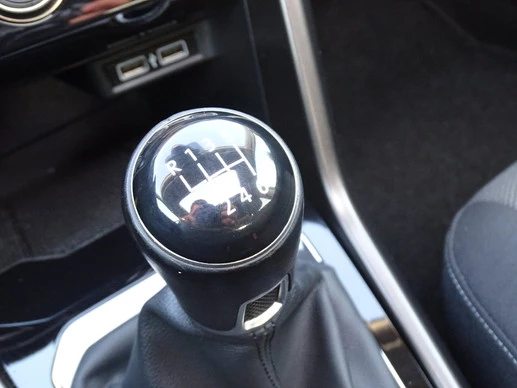 Volkswagen T-Roc - Afbeelding 18 van 30