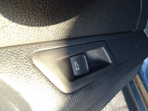 Volkswagen T-Roc - Afbeelding 25 van 30