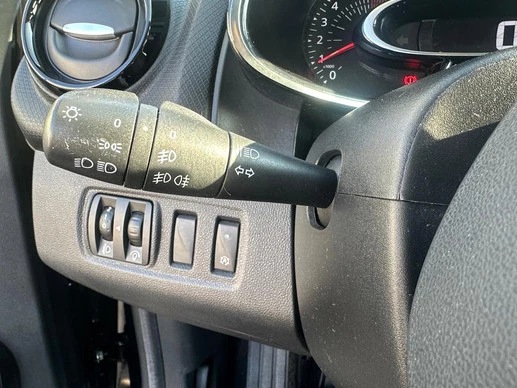 Renault Clio - Afbeelding 16 van 30