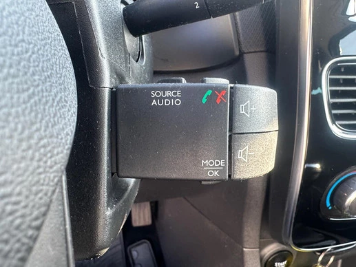 Renault Clio - Afbeelding 21 van 30