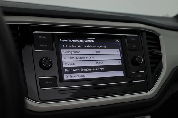 Volkswagen T-Roc - Afbeelding 17 van 30