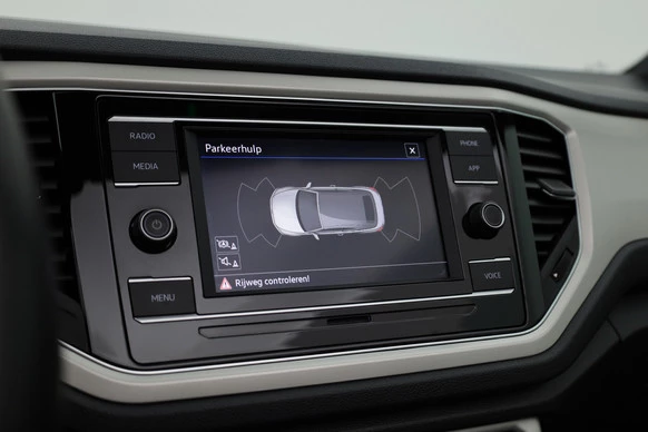 Volkswagen T-Roc - Afbeelding 21 van 30
