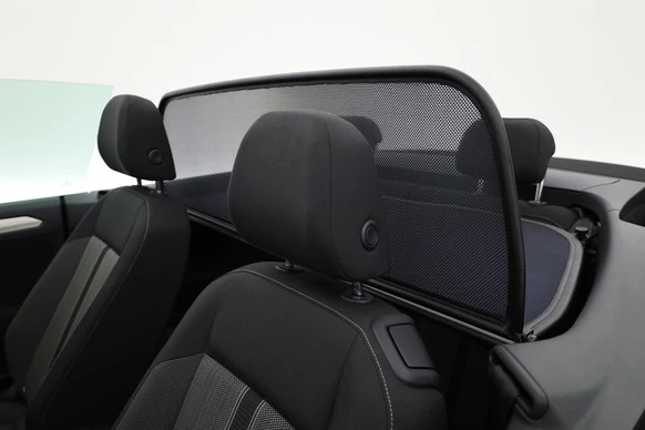 Volkswagen T-Roc - Afbeelding 25 van 30