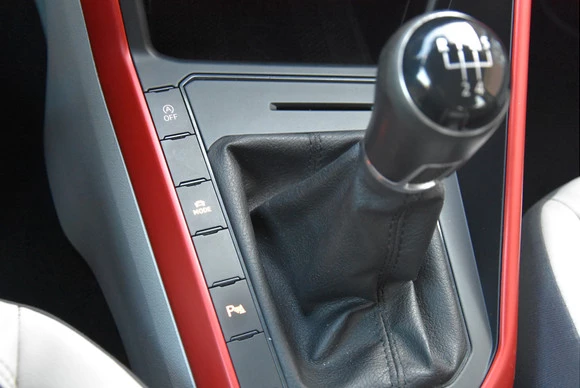 Volkswagen Polo - Afbeelding 24 van 30