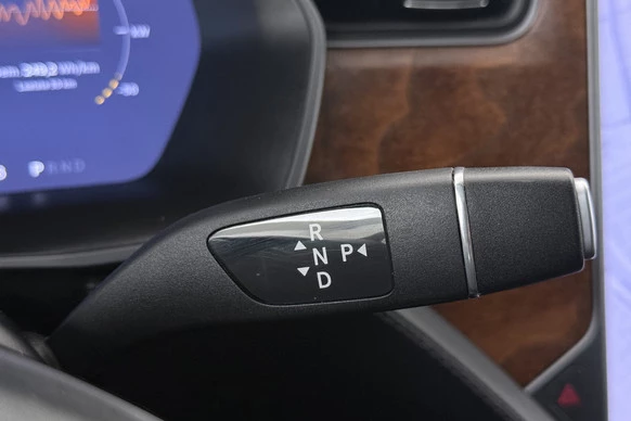 Tesla Model X - Afbeelding 24 van 30