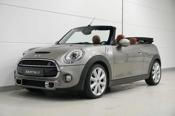 MINI Cooper S Cabrio - Afbeelding 1 van 30