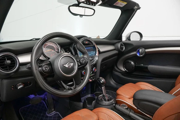 MINI Cooper S Cabrio - Afbeelding 2 van 30