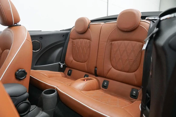 MINI Cooper S Cabrio - Afbeelding 23 van 30