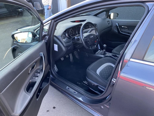 Kia cee'd - Afbeelding 14 van 30