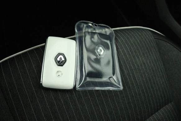 Renault Clio - Afbeelding 18 van 23