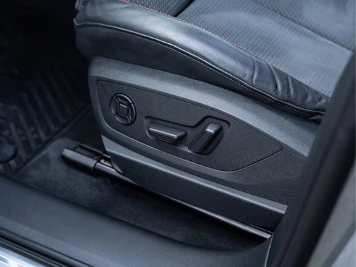 Audi Q8 Sportback e-tron - Afbeelding 17 van 30