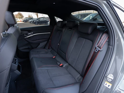 Audi Q8 Sportback e-tron - Afbeelding 19 van 30