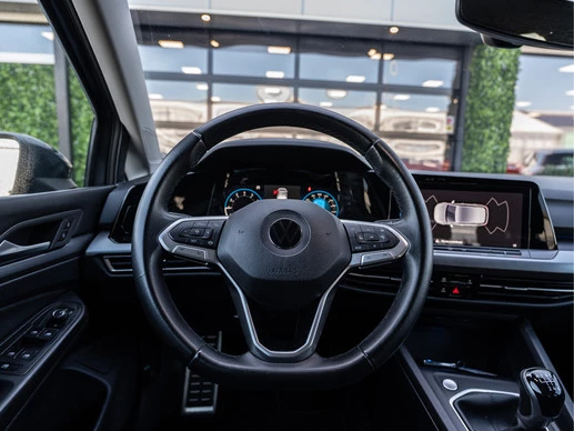 Volkswagen Golf - Afbeelding 28 van 30