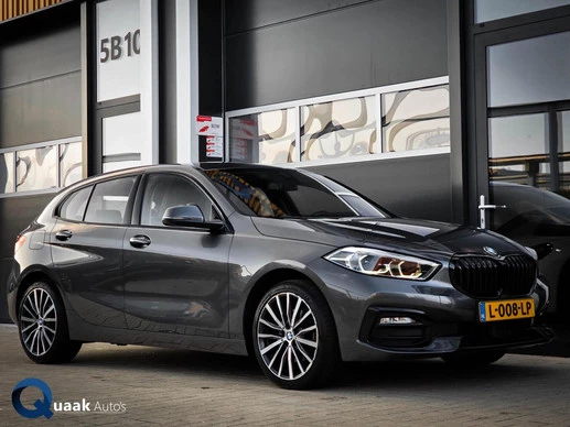 BMW 1 Serie - Afbeelding 1 van 30