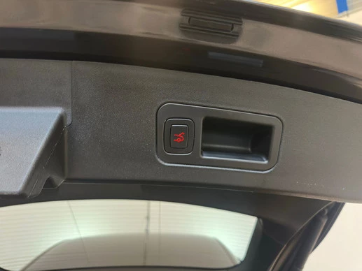 Tesla Model S - Afbeelding 26 van 30