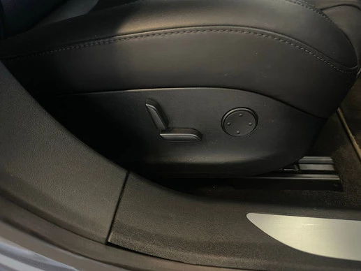 Tesla Model S - Afbeelding 29 van 30