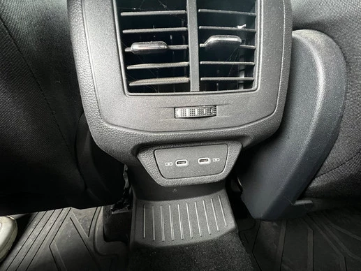 Volkswagen T-Roc - Afbeelding 10 van 30