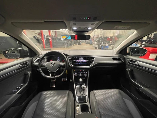 Volkswagen T-Roc - Afbeelding 7 van 17