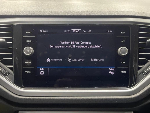 Volkswagen T-Roc - Afbeelding 12 van 17